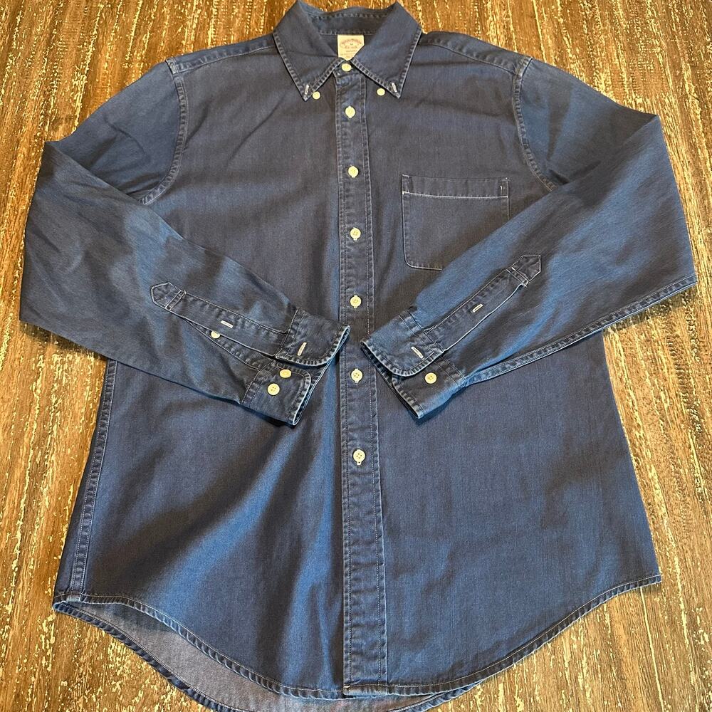 Brooks Brothers Regent Chambray Denim Button Down Shirt Blue Men’s Size M